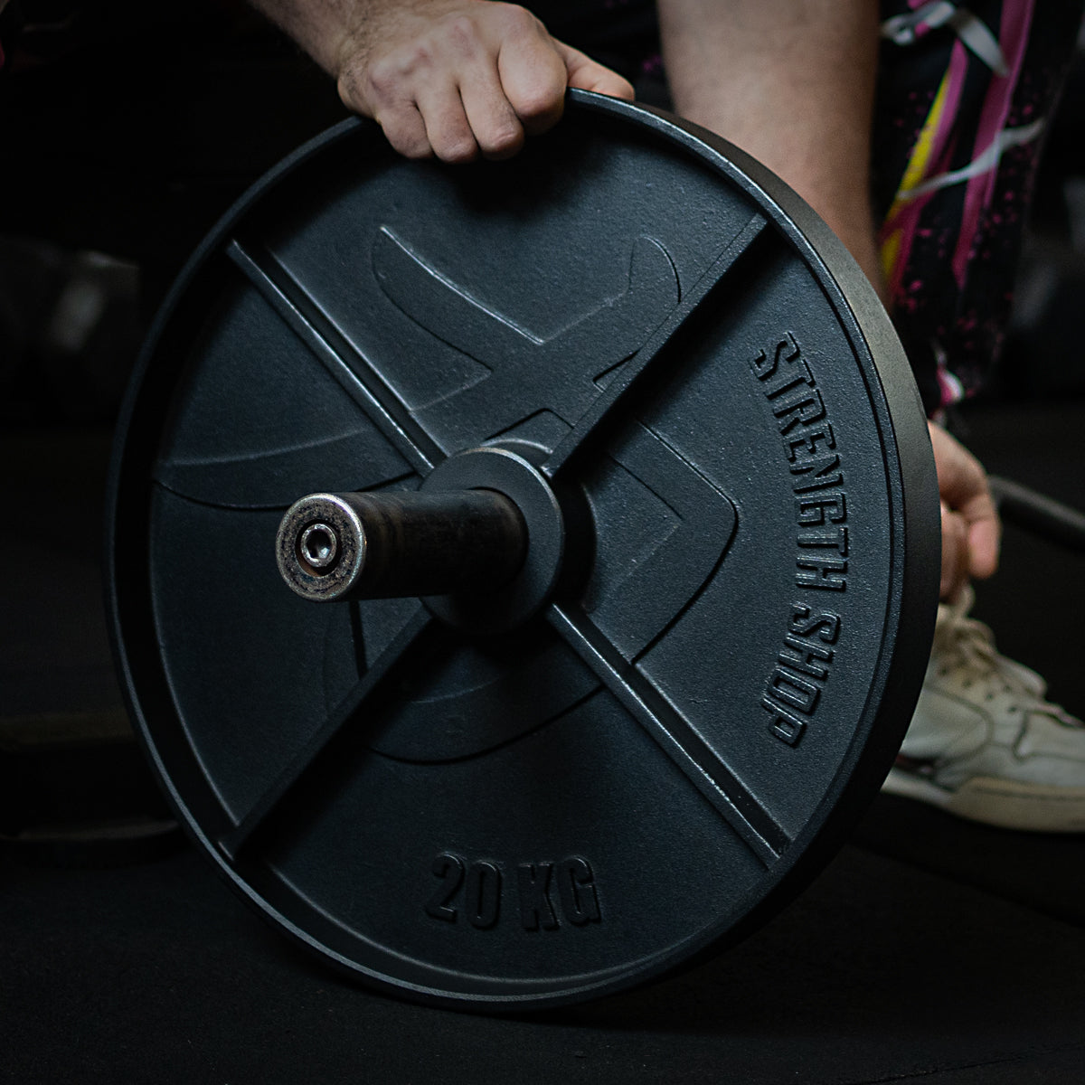 B-WARE Deep Dish Cast Iron Plates, 1.25kg-20kg - Strength Shop