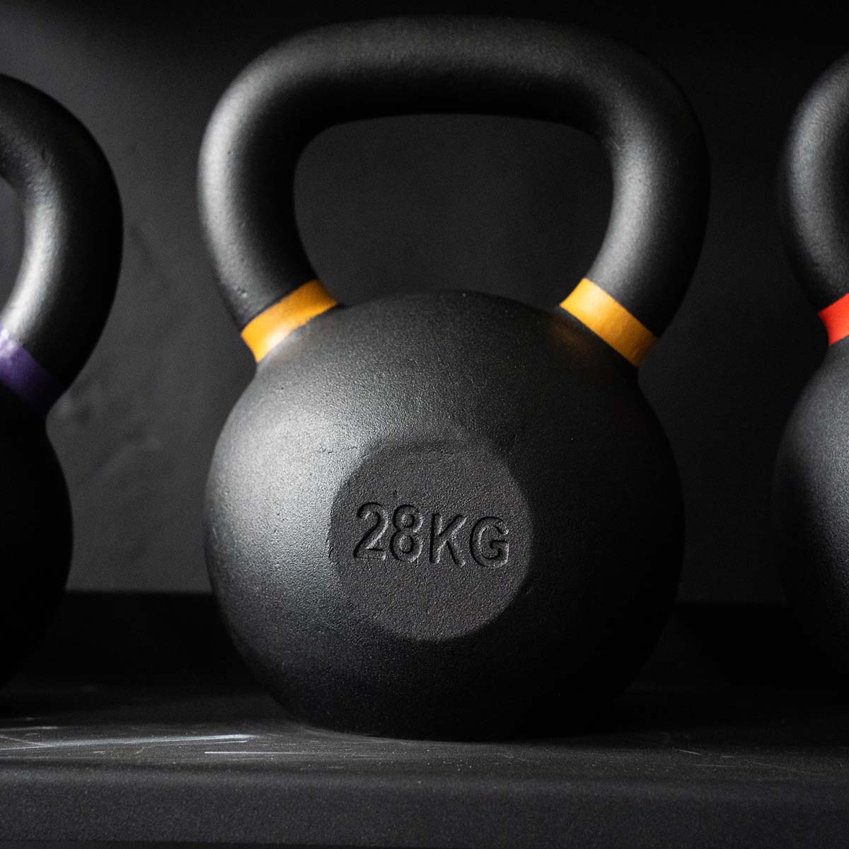 Kettlebell in ghisa Strength Shop – stampo unico, rivestito a polvere, 4-64KG