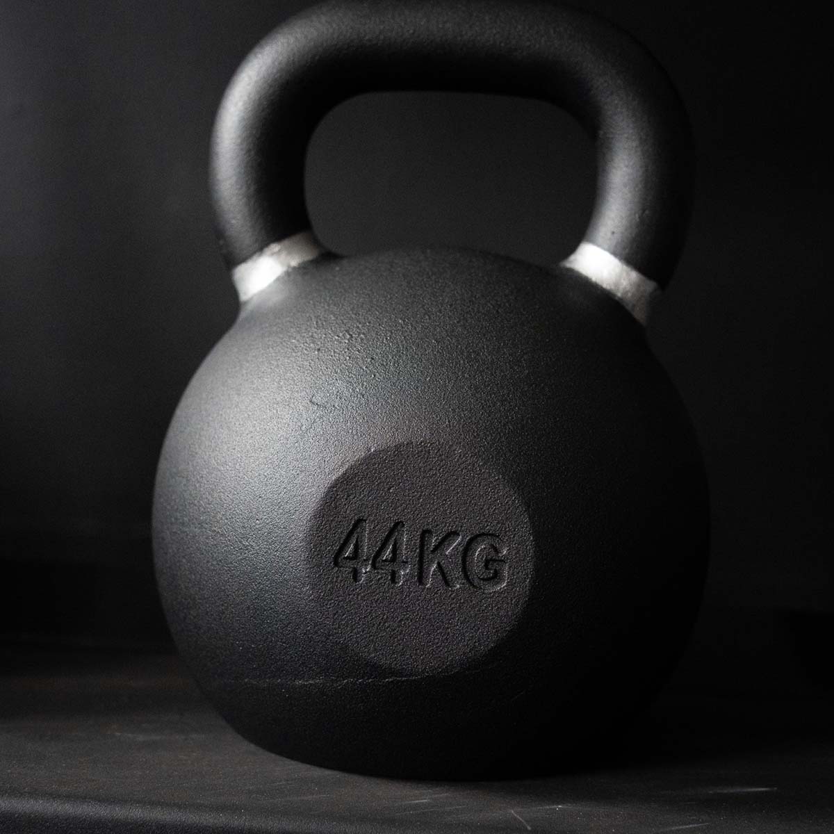 Kettlebell in ghisa Strength Shop – stampo unico, rivestito a polvere, 4-64KG